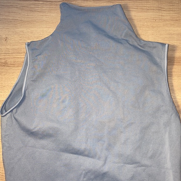 SKIMS Essential Mock Neck Sleeveless Bodysuit NWOT - Picture 2 of 4